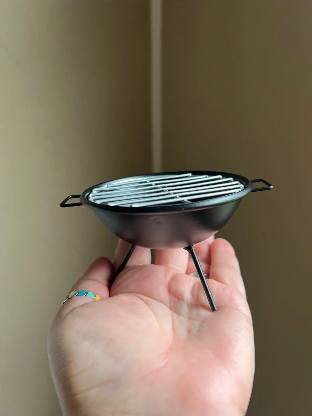 Cute. Salt & Pepper Mini Grill Set